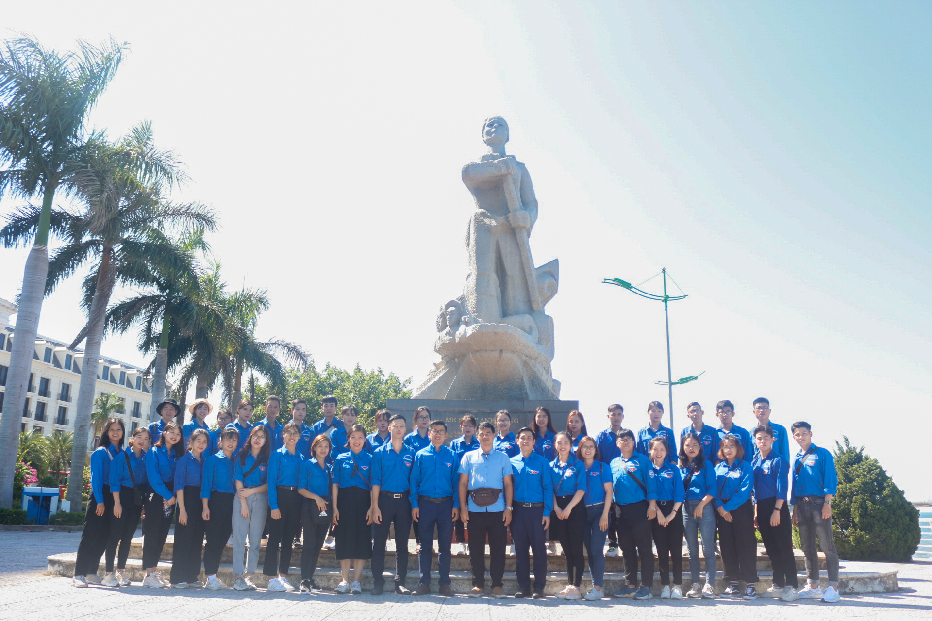 Sinh viên Đại học Công nghiệp Hà Nội và Hành trình tri ân 2020