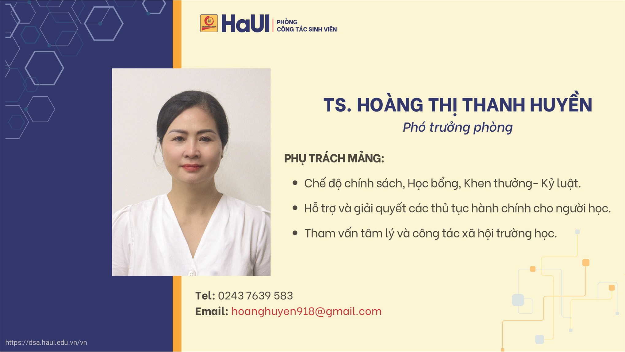 Đội ngũ cán bộ Phòng Công tác Sinh viên