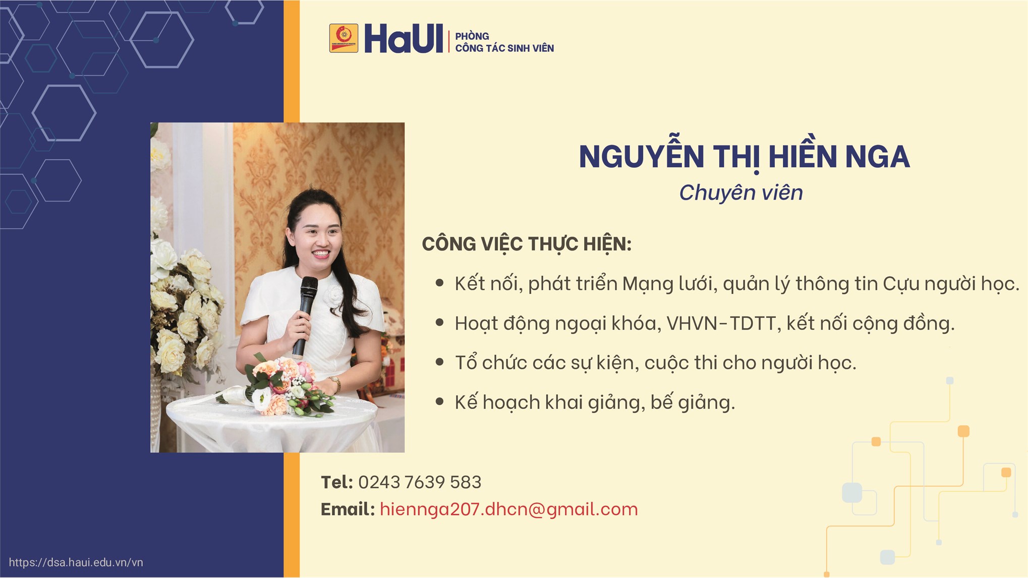 Đội ngũ cán bộ Phòng Công tác Sinh viên