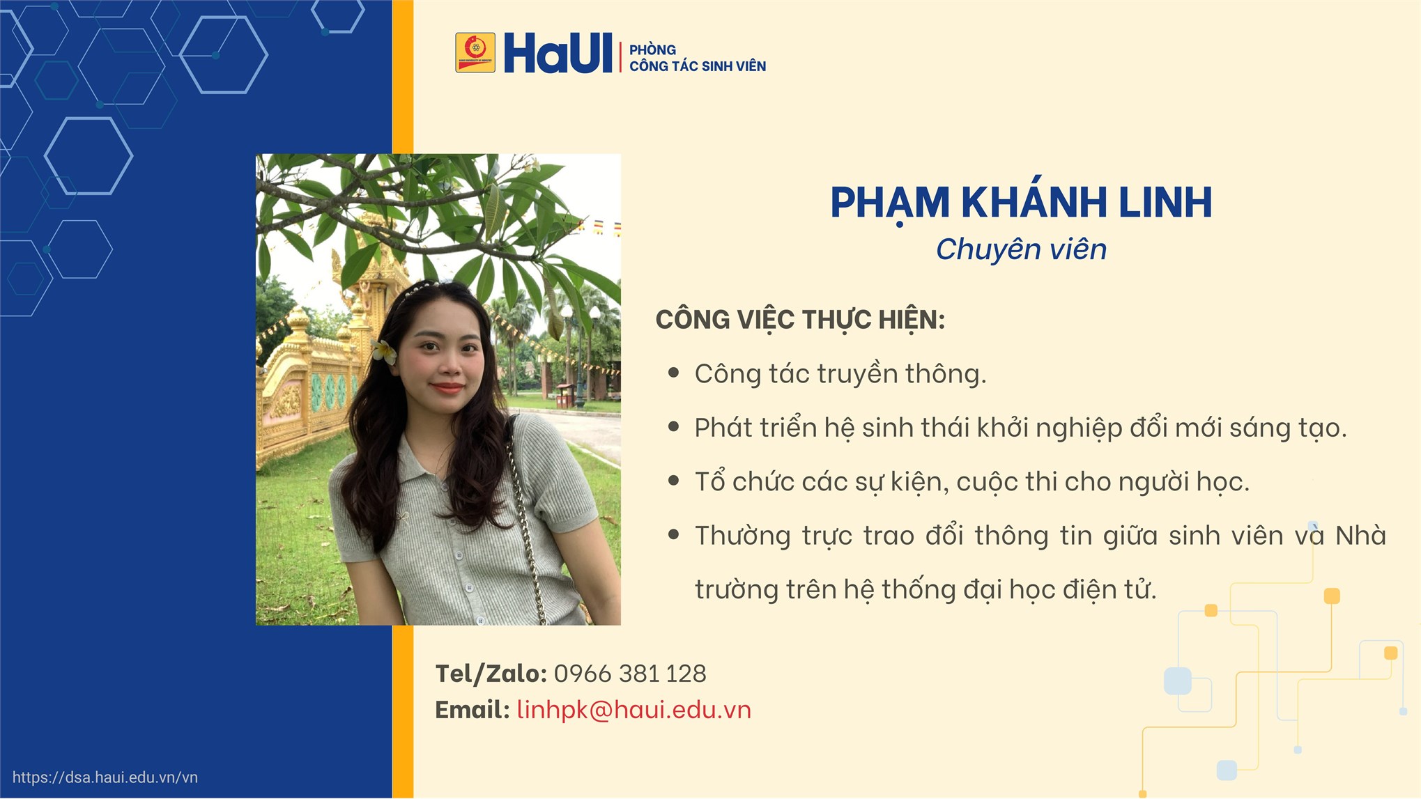 Đội ngũ cán bộ Phòng Công tác Sinh viên