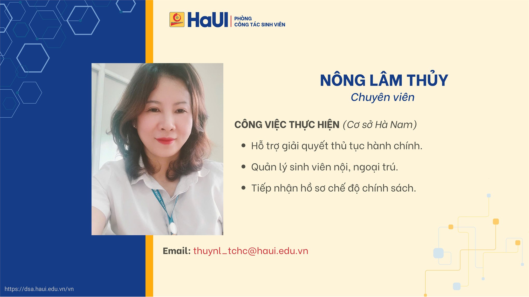 Đội ngũ cán bộ Phòng Công tác Sinh viên