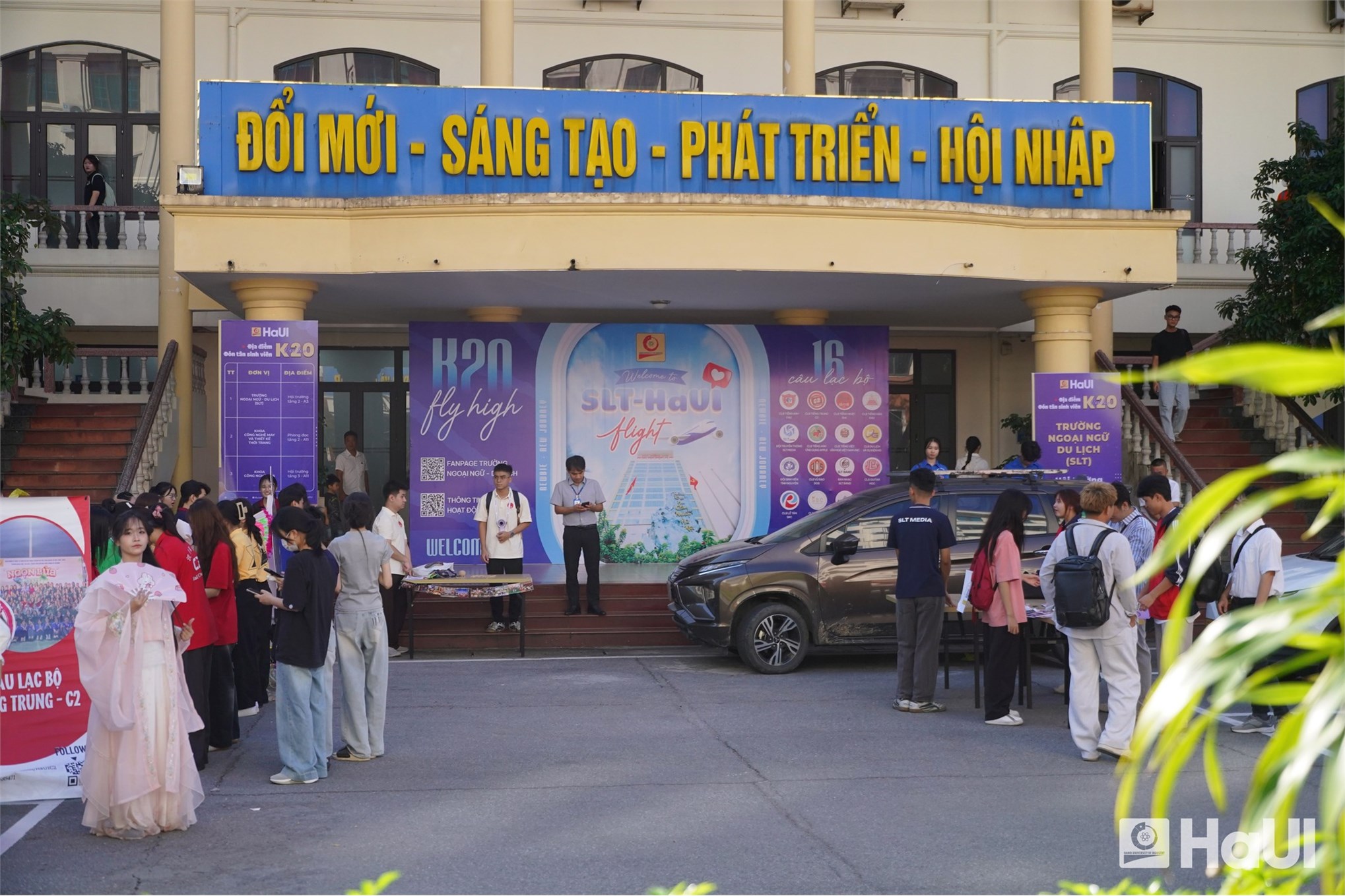 NGÀY HỘI CHÀO ĐÓN TÂN SINH VIÊN 2025 - Ngày hội kết nối, bùng cháy và khởi đầu rực rỡ của tuổi trẻ HaUI!