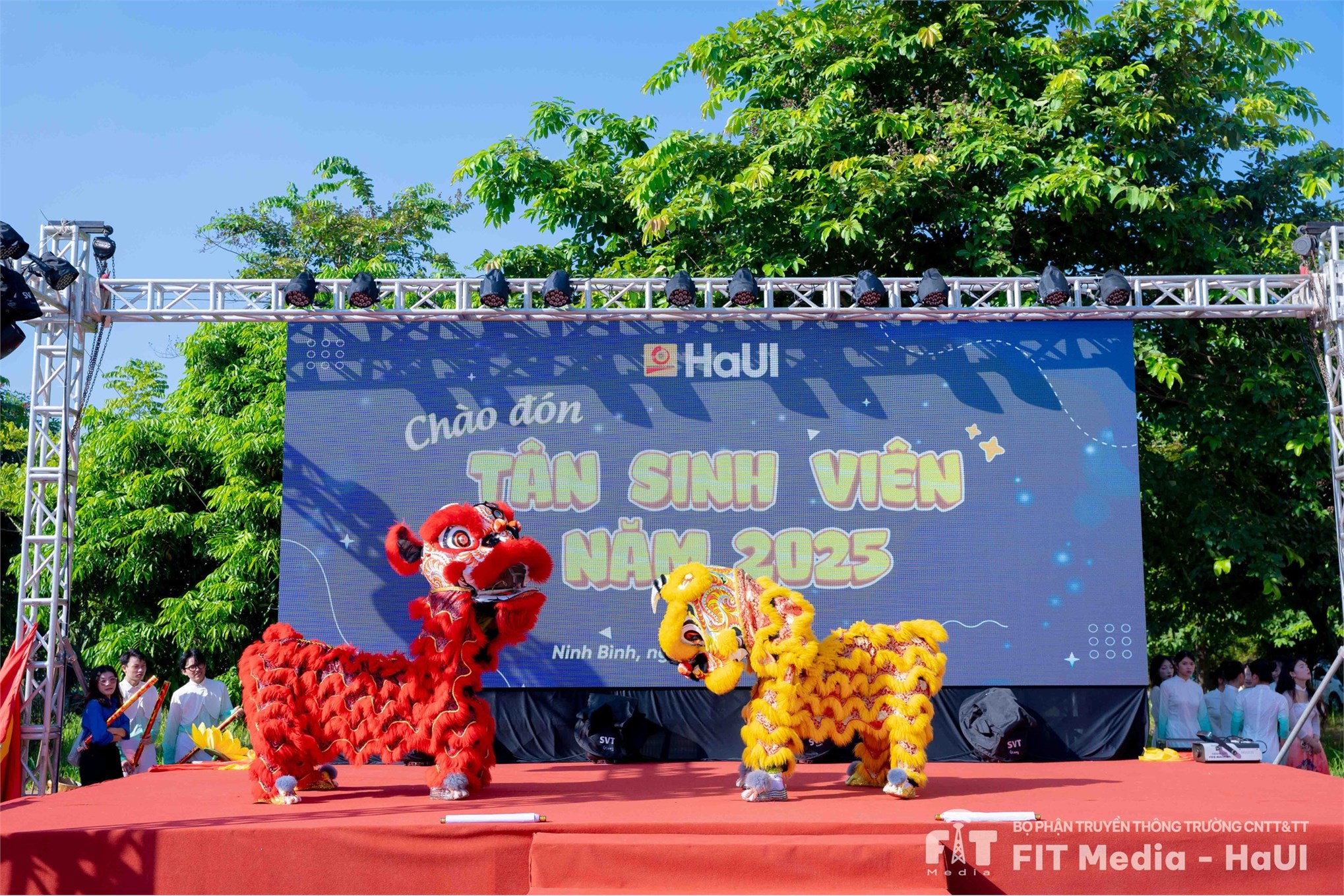 NGÀY HỘI CHÀO ĐÓN TÂN SINH VIÊN 2025 - Ngày hội kết nối, bùng cháy và khởi đầu rực rỡ của tuổi trẻ HaUI!