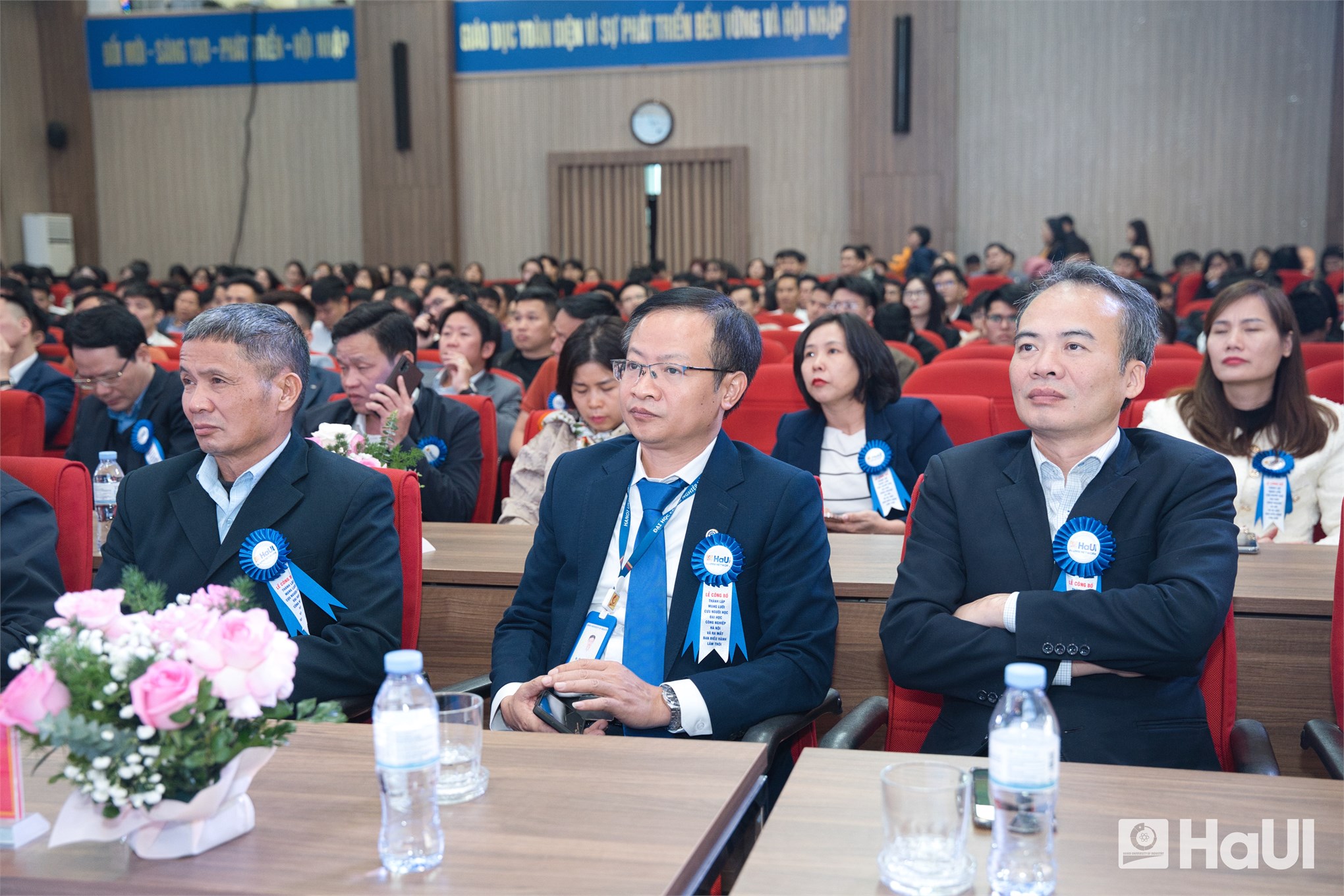 Lễ công bố Mạng lưới Cựu người học Đại học Công nghiệp Hà Nội và Ra mắt Ban điều hành Lâm thời Mạng lưới