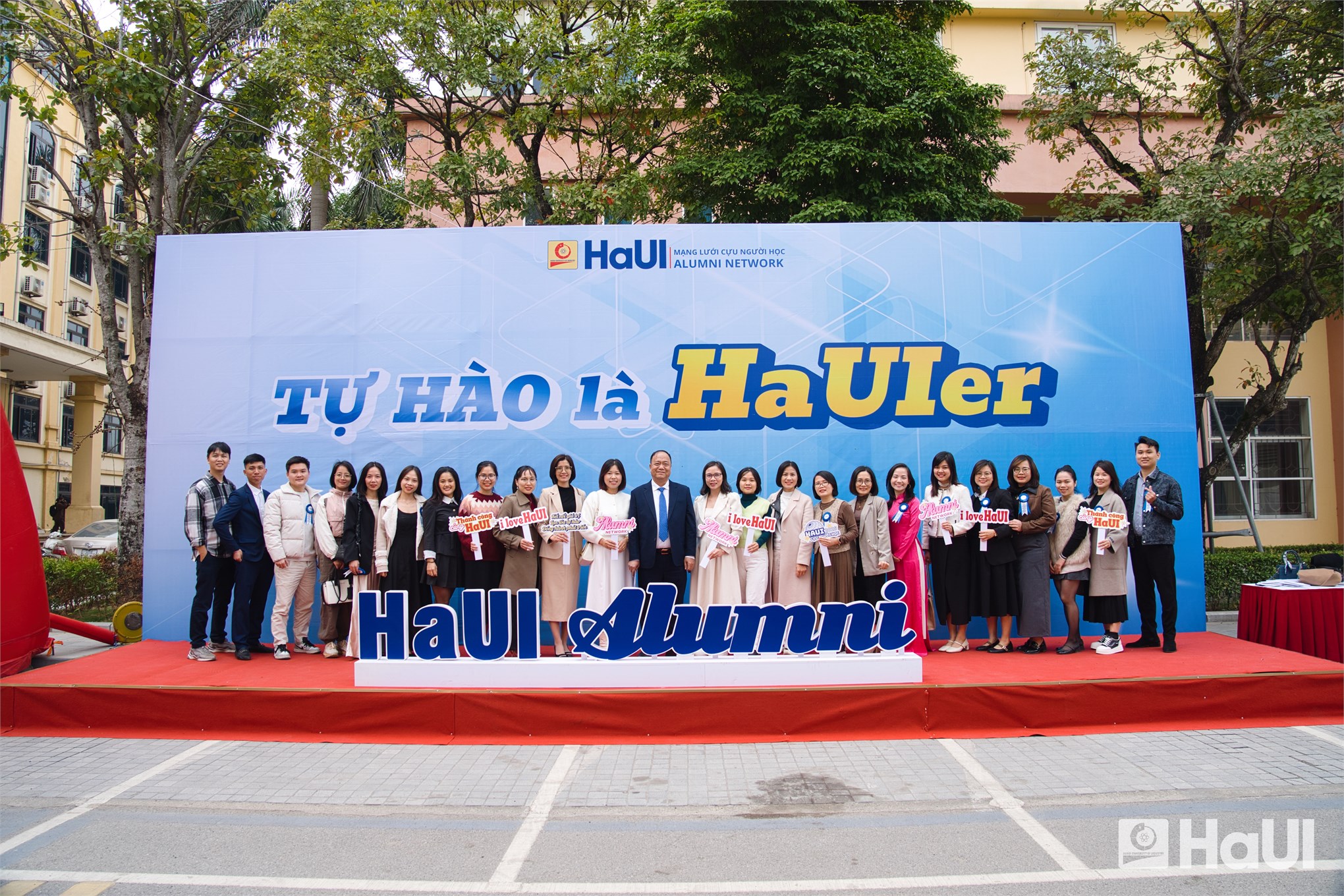 Lễ công bố Mạng lưới Cựu người học Đại học Công nghiệp Hà Nội và Ra mắt Ban điều hành Lâm thời Mạng lưới