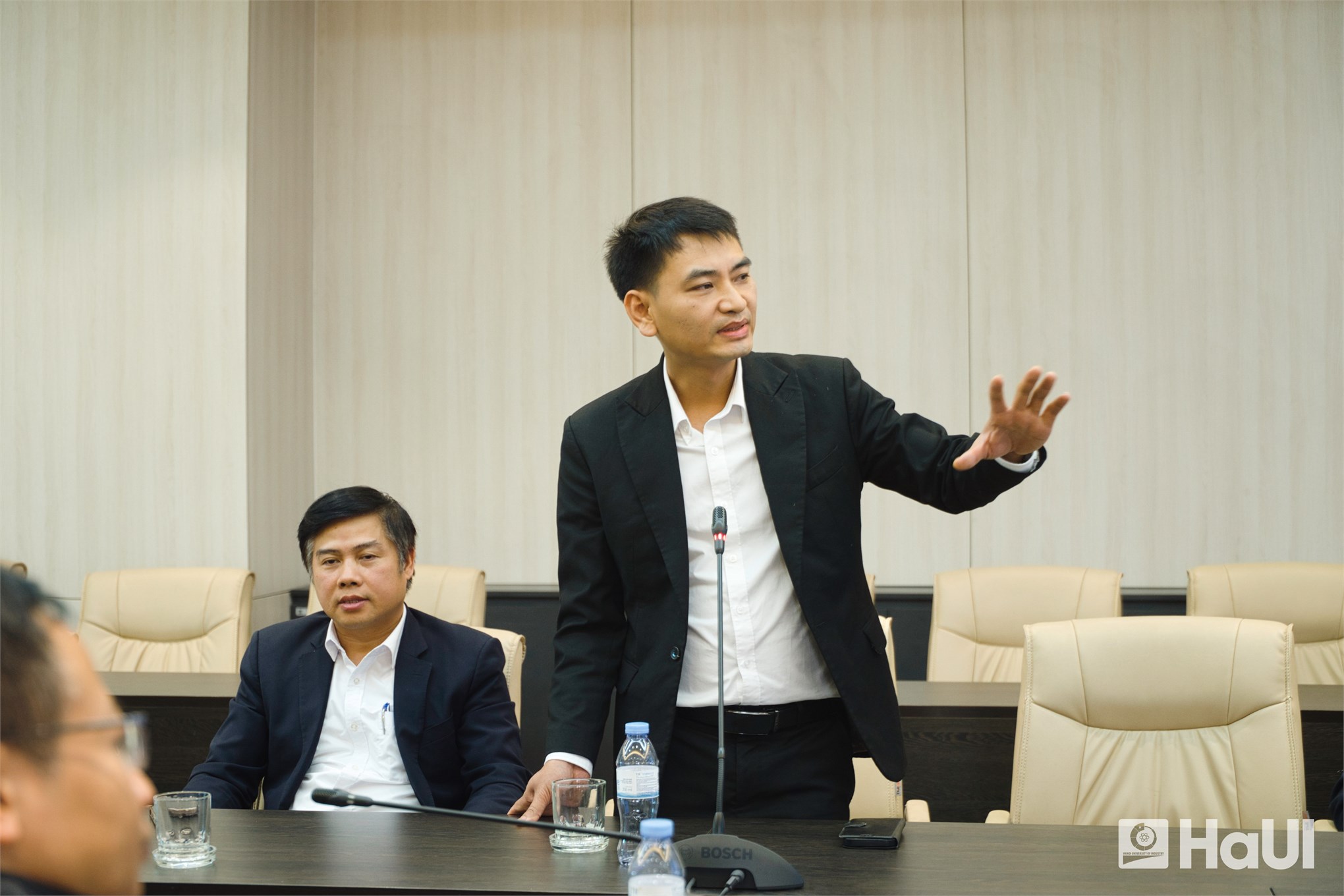 Đại học Công nghiệp Hà Nội tổ chức buổi gặp mặt Ban Điều hành lâm thời Mạng lưới cựu người học