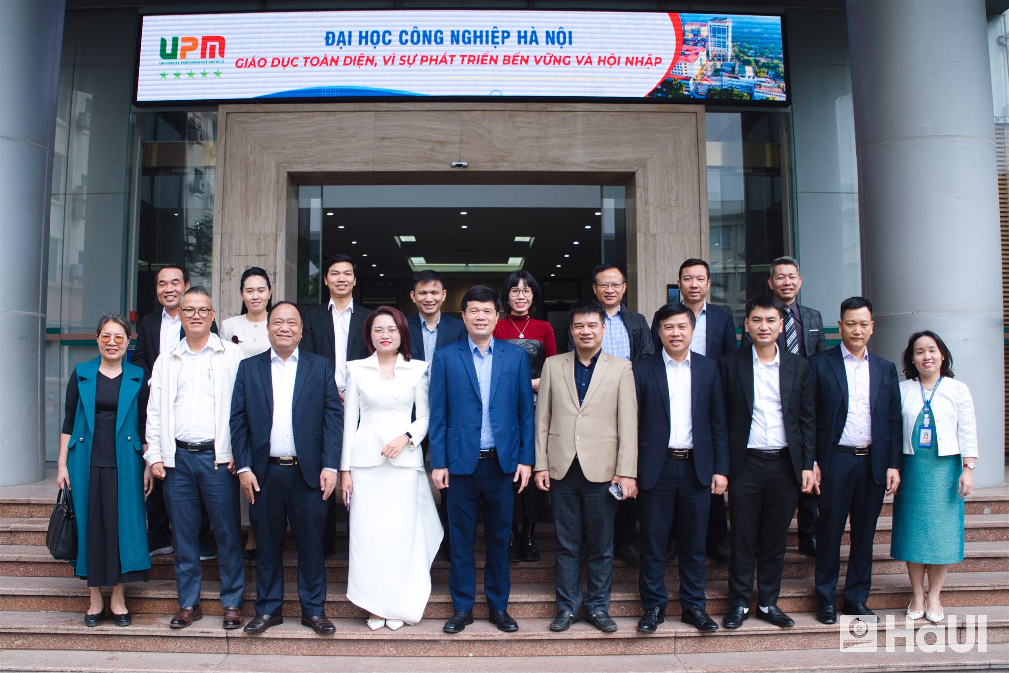 Đại học Công nghiệp Hà Nội tổ chức buổi gặp mặt Ban Điều hành lâm thời Mạng lưới cựu người học