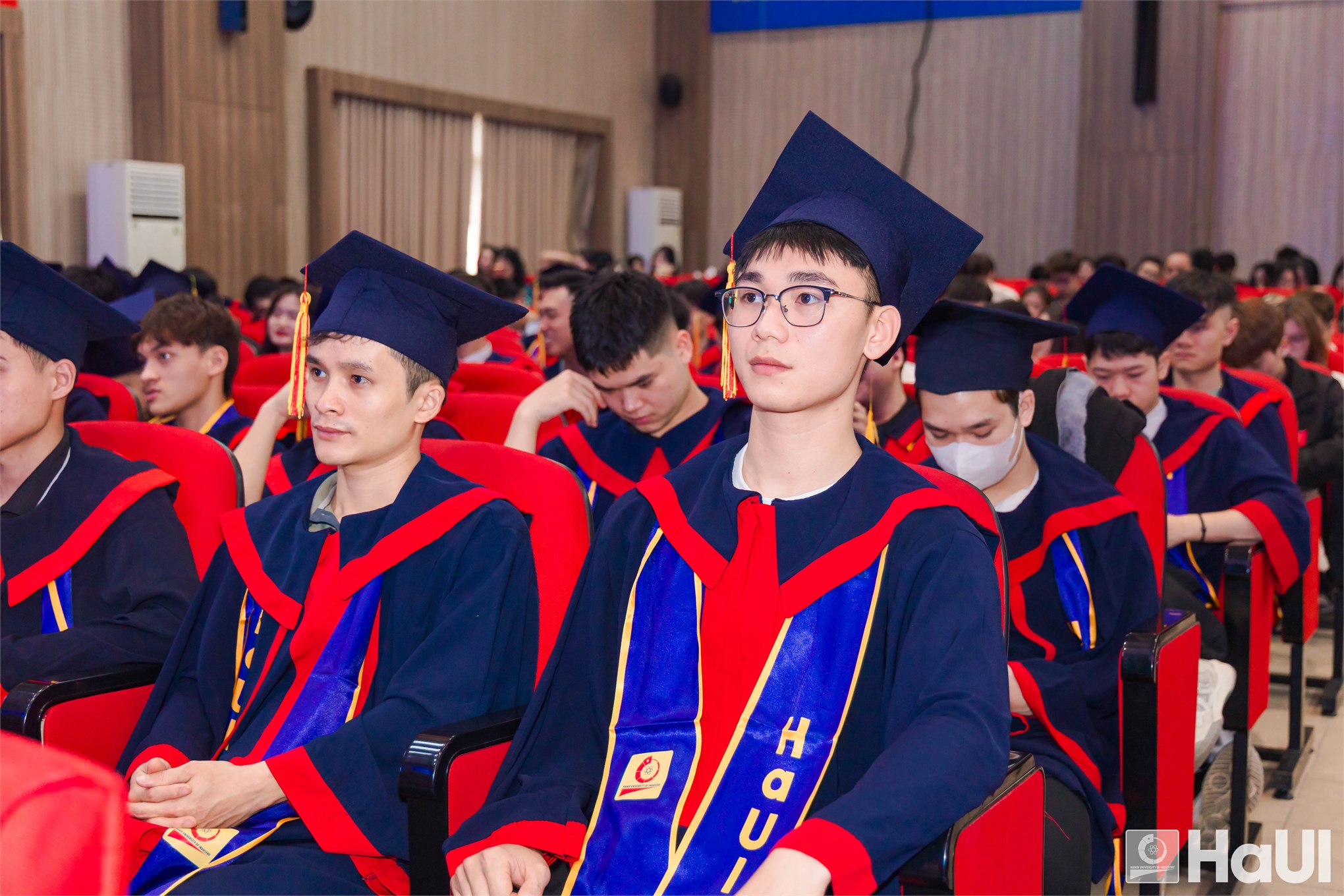 Lễ tốt nghiệp và trao bằng cho sinh viên hệ cao đẳng năm 2026