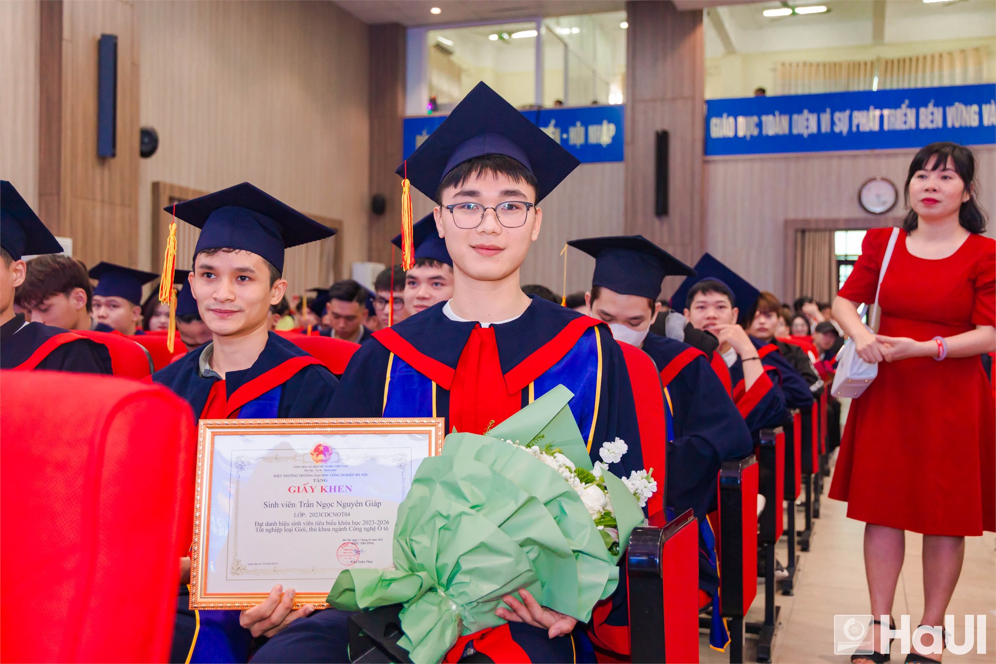 Lễ tốt nghiệp và trao bằng cho sinh viên hệ cao đẳng năm 2026