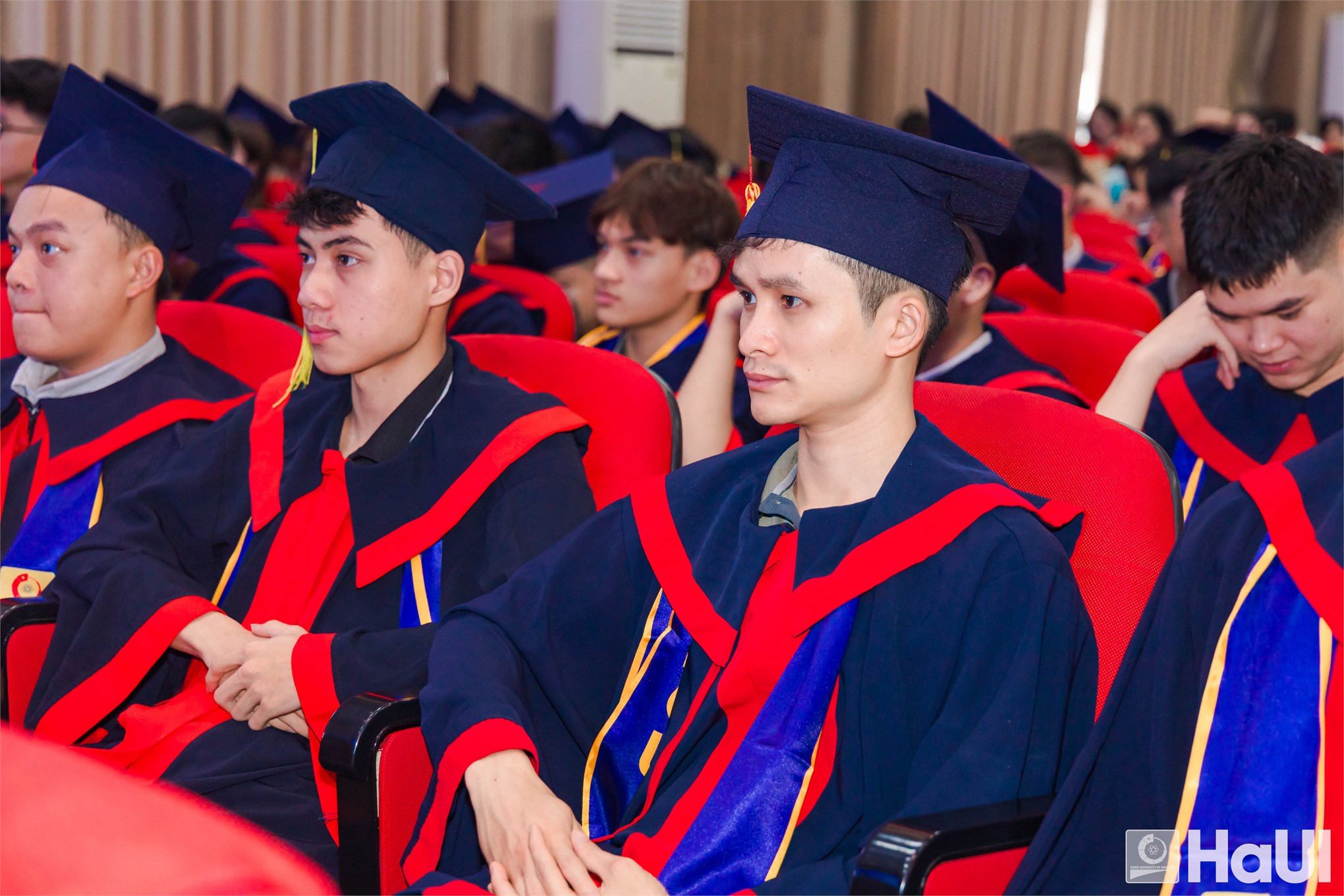 Lễ tốt nghiệp và trao bằng cho sinh viên hệ cao đẳng năm 2026