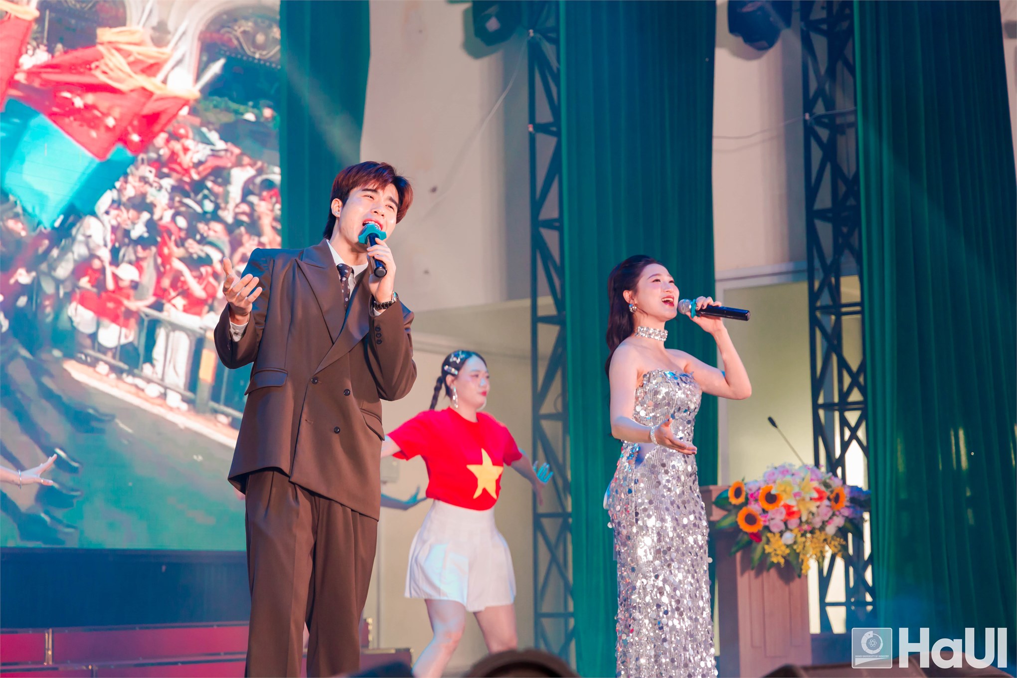 Lễ tốt nghiệp và trao bằng cho sinh viên hệ cao đẳng năm 2026