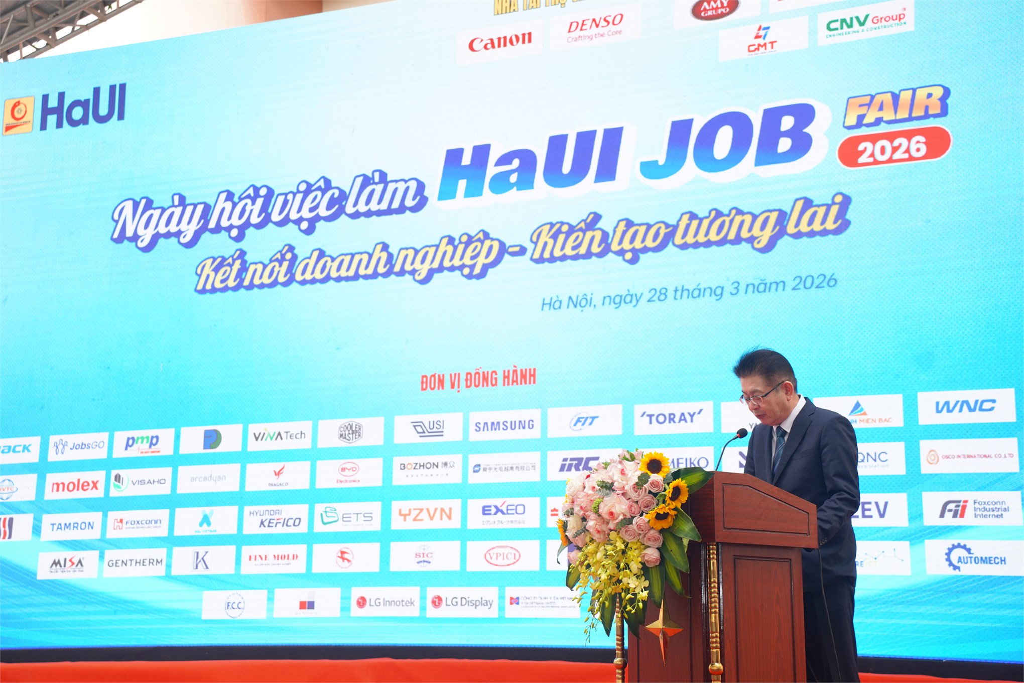 Ngày hội việc làm HaUI Job Fair 2026 - Kết nối doanh nghiệp, kiến tạo tương lai