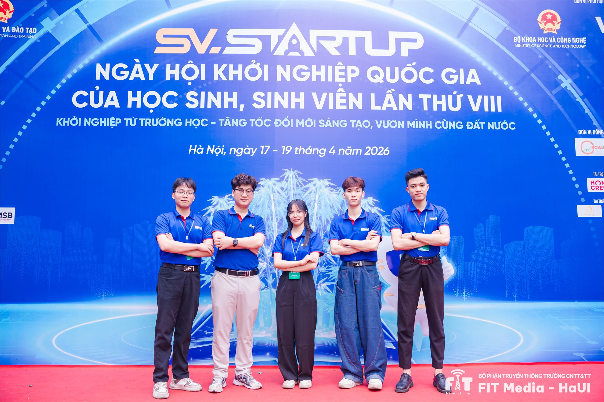 HAutoML – Dấu ấn sáng tạo của sinh viên Đại học Công nghiệp Hà Nội đạt giải Khuyến khích tại Cuộc thi SV STARTUP lần thứ 8