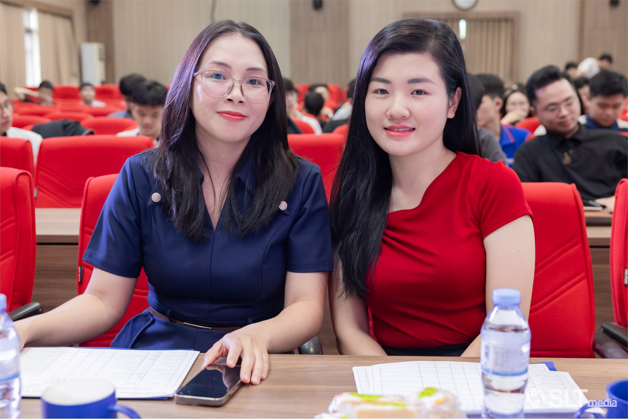 12 giọng ca xuất sắc góp mặt trong Chung kết Giọng hát hay sinh viên `The Voice HaUI 2026` chính thức lộ diện