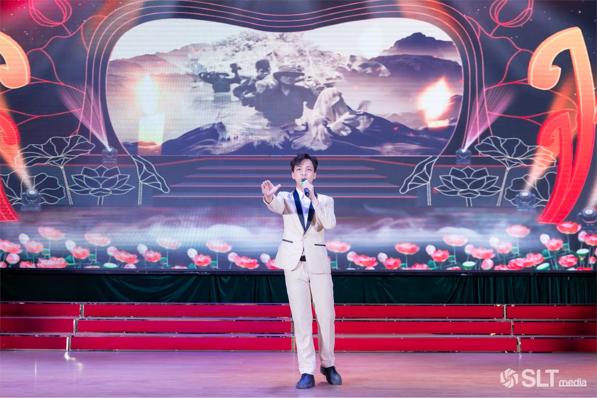 12 giọng ca xuất sắc góp mặt trong Chung kết Giọng hát hay sinh viên `The Voice HaUI 2026` chính thức lộ diện