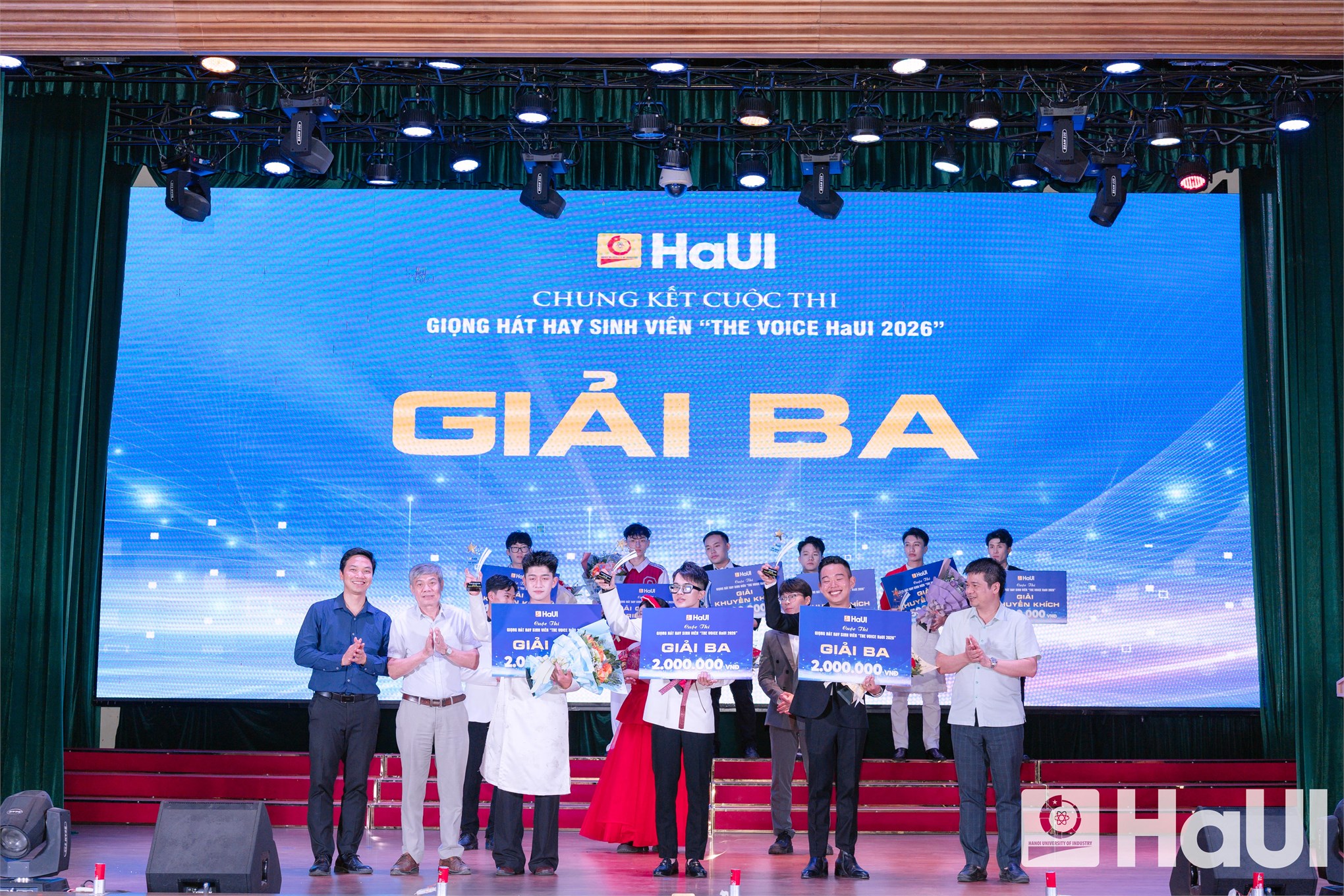 Giọng hát hay sinh viên HaUI 2026 – Đêm nhạc bùng nổ cảm xúc