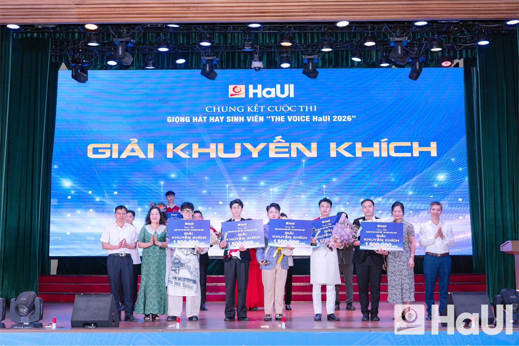 Giọng hát hay sinh viên HaUI 2026 – Đêm nhạc bùng nổ cảm xúc