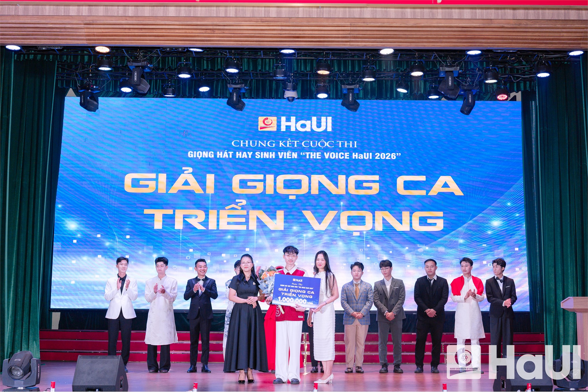 Giọng hát hay sinh viên HaUI 2026 – Đêm nhạc bùng nổ cảm xúc