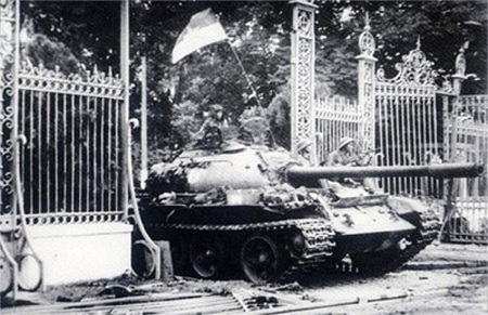 Kỷ niệm 51 năm Ngày Giải phóng miền Nam, thống nhất đất nước (30/4/1975 – 30/4/2026)
