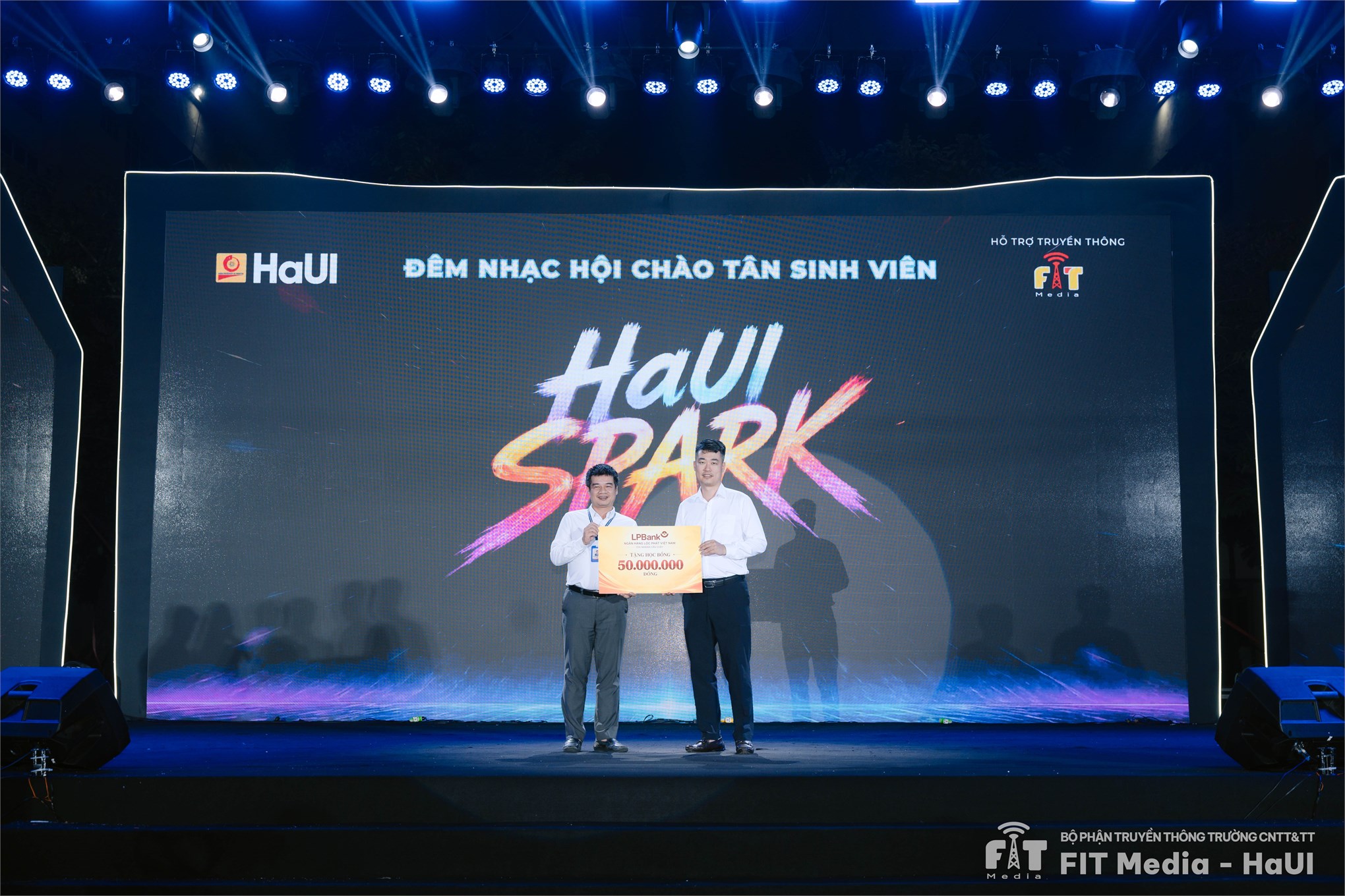 HaUI Spark 2026 – Đêm hội của sức trẻ, tài năng và những khởi đầu rực rỡ