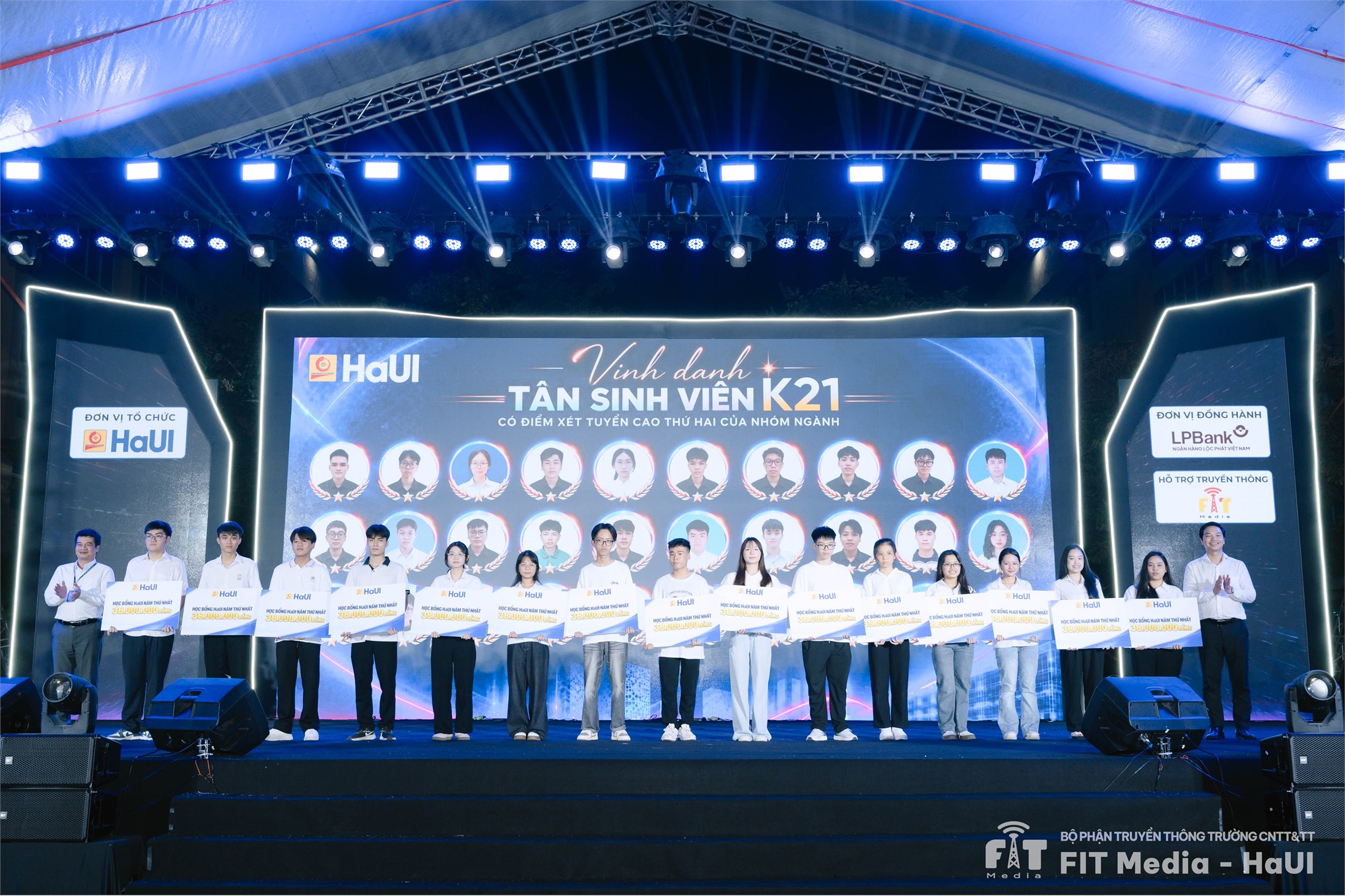 HaUI Spark 2026 – Đêm hội của sức trẻ, tài năng và những khởi đầu rực rỡ