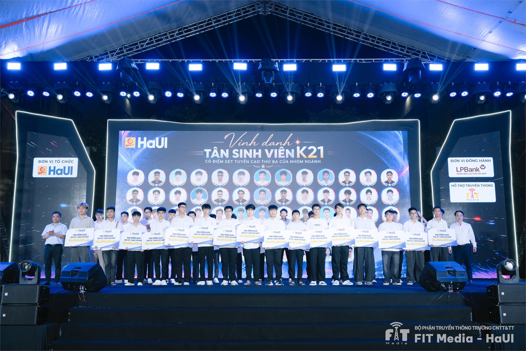 HaUI Spark 2026 – Đêm hội của sức trẻ, tài năng và những khởi đầu rực rỡ