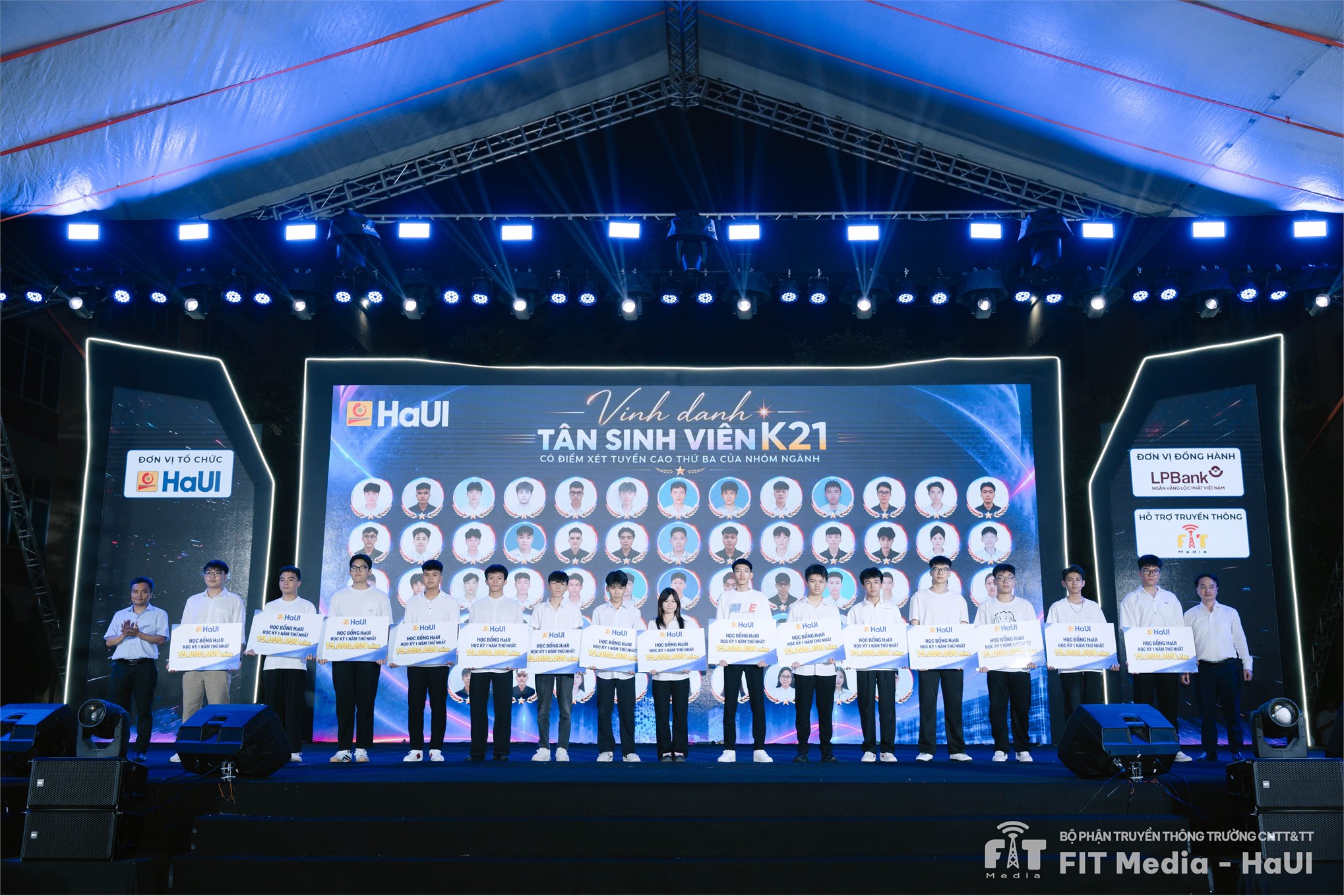HaUI Spark 2026 – Đêm hội của sức trẻ, tài năng và những khởi đầu rực rỡ