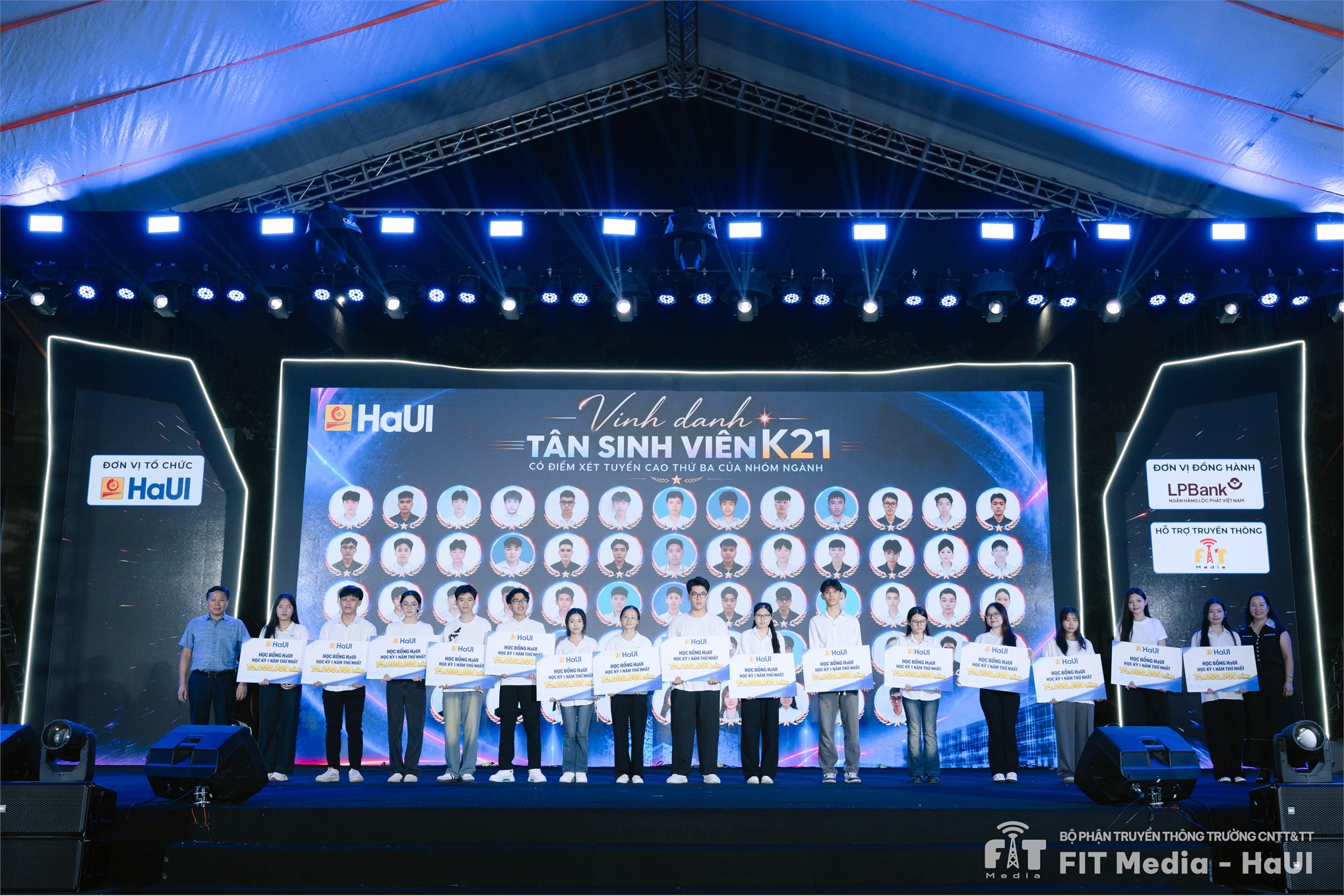 HaUI Spark 2026 – Đêm hội của sức trẻ, tài năng và những khởi đầu rực rỡ