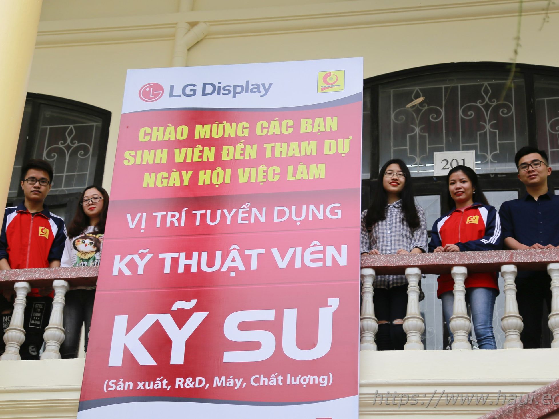 Hơn 700 cơ hội việc làm cho sinh viên ĐHCNHN tại LG Display Việt Nam Hải Phòng