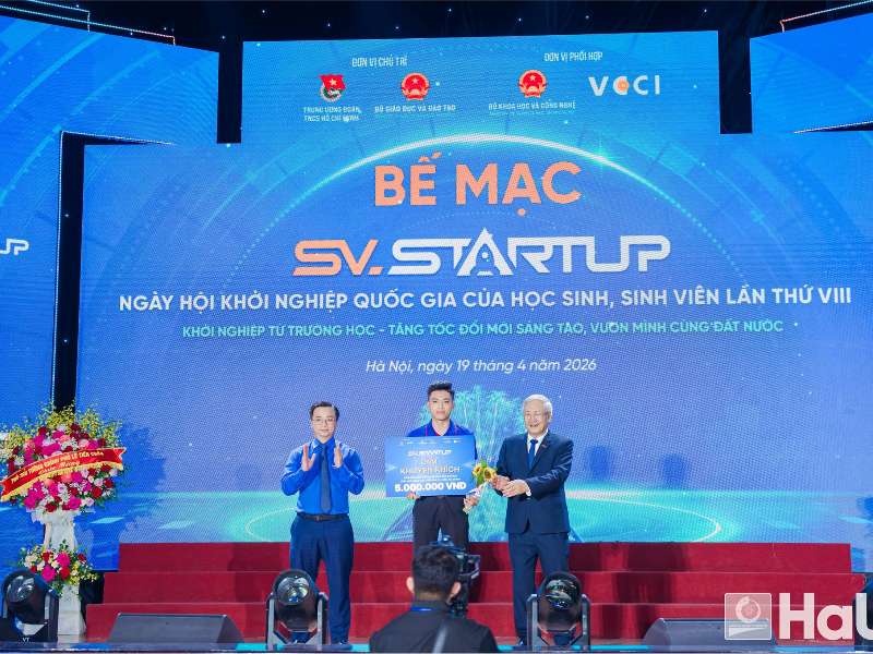 HAutoML – Dấu ấn sáng tạo của sinh viên Đại học Công nghiệp Hà Nội đạt giải Khuyến khích tại Cuộc thi SV STARTUP lần thứ 8