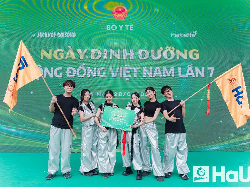 Sinh viên Đại học Công nghiệp Hà Nội xuất sắc đạt Giải Nhì tại Ngày Dinh dưỡng Cộng đồng Việt Nam lần thứ 7